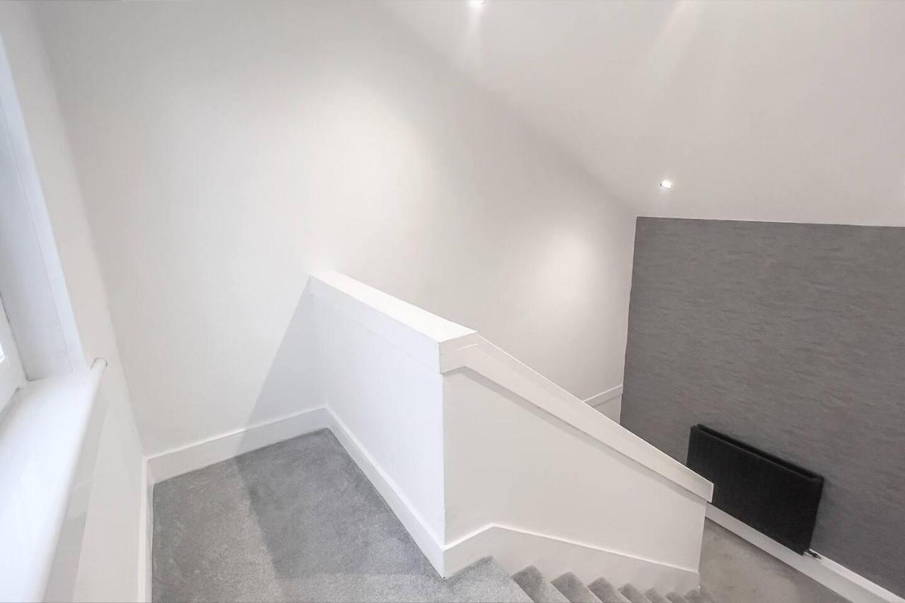 ويشو Stunning Luxury Apartment Near Motherwell المظهر الخارجي الصورة