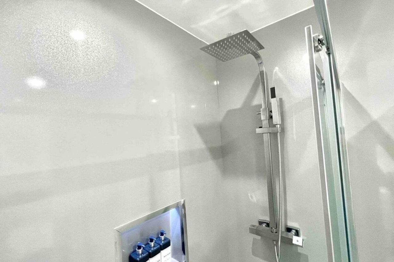 ويشو Stunning Luxury Apartment Near Motherwell المظهر الخارجي الصورة